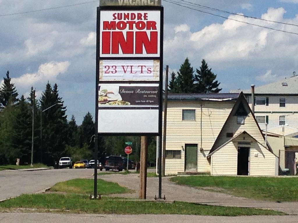 Sundre Motor Inn