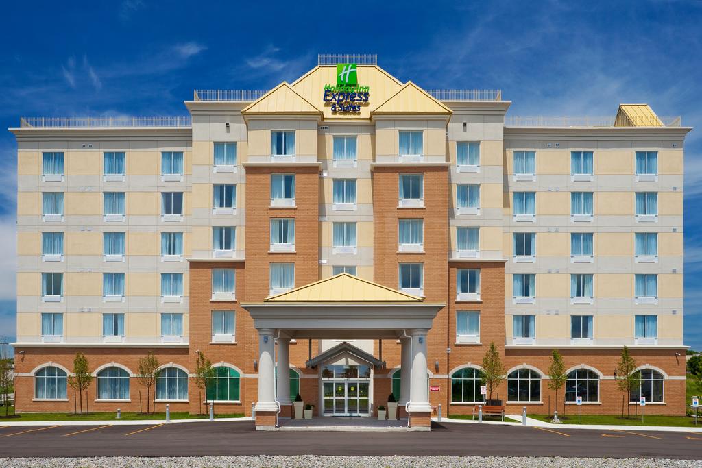 Holiday Inn Exp Stes Bowmanvil