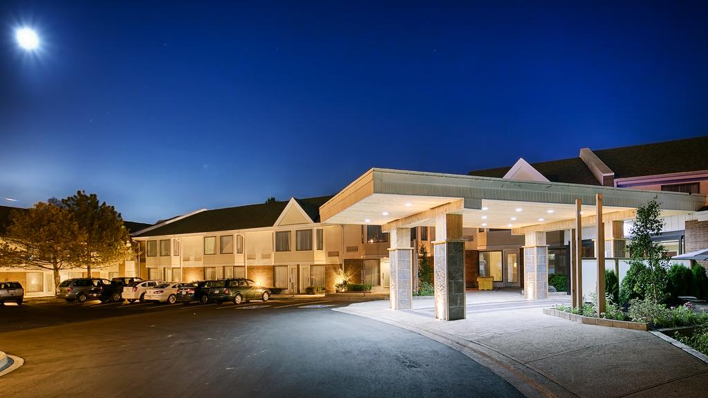 Best Western Plus Brampton