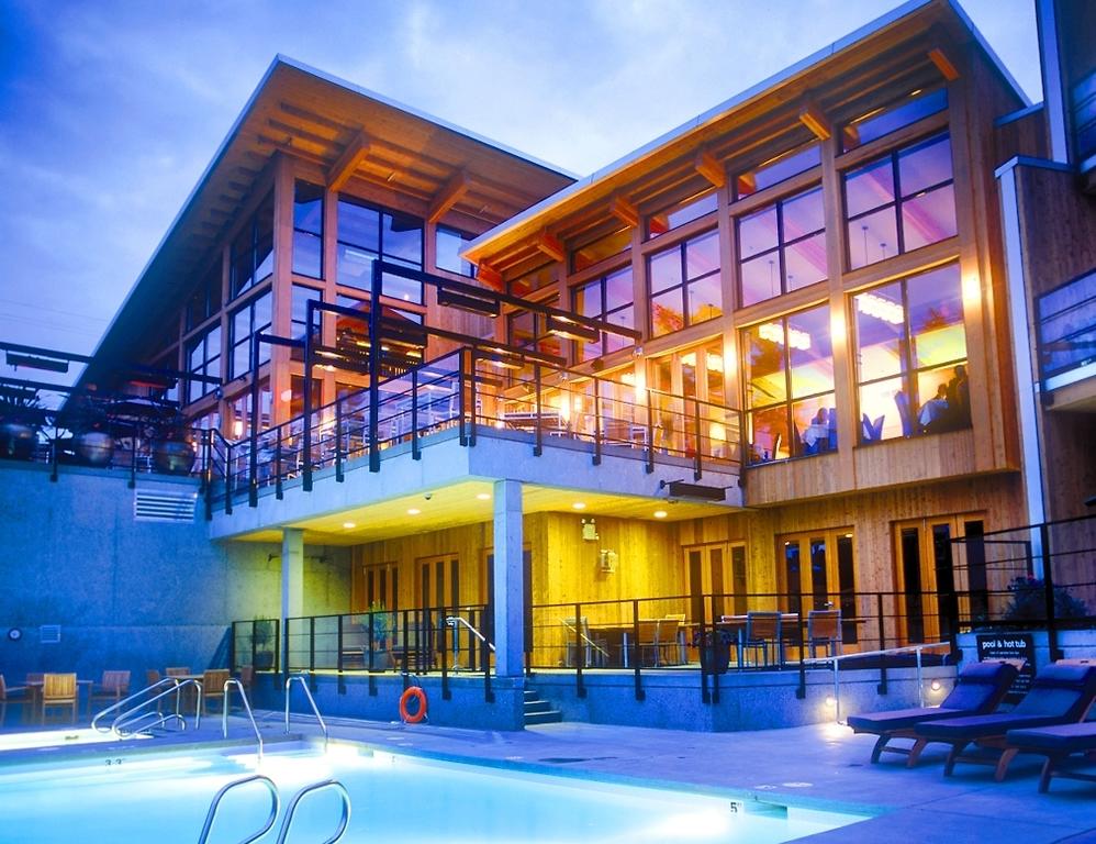 Brentwood Bay Resort