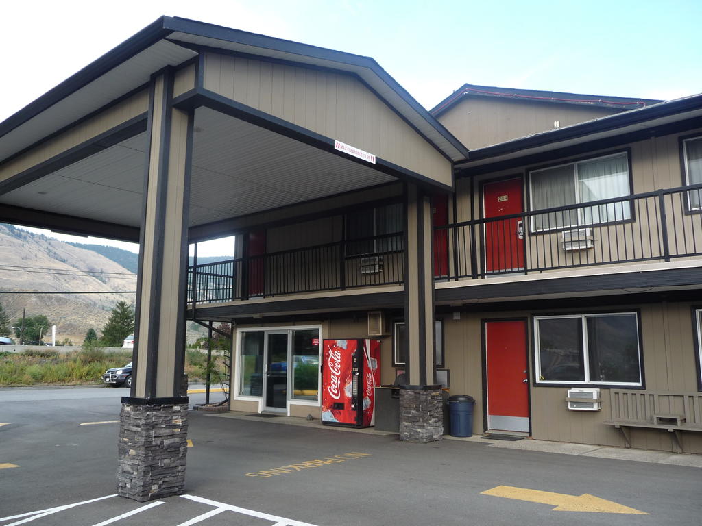 Super 8 Kamloops East