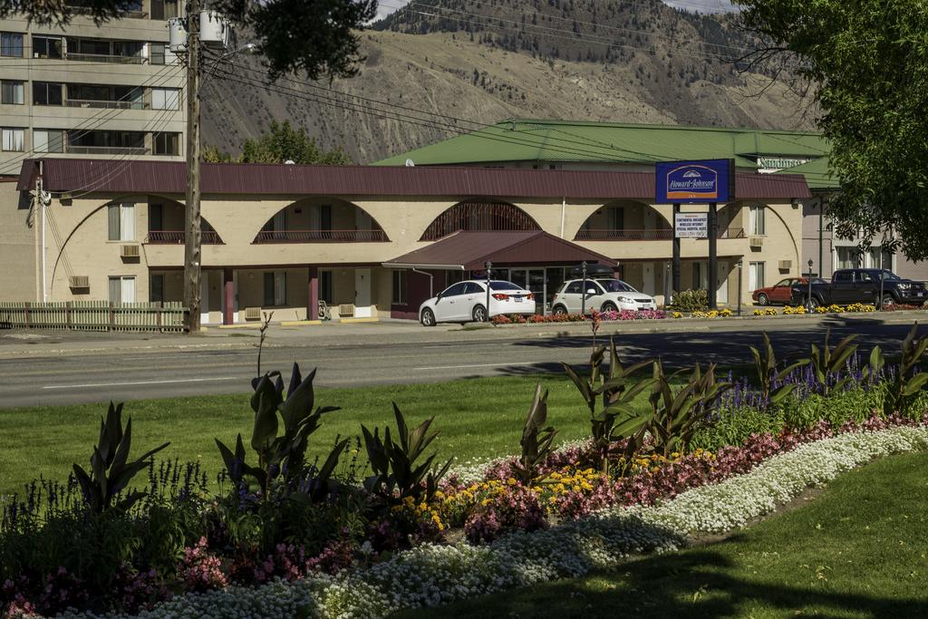 Howard Johnson Downtown Kamloops