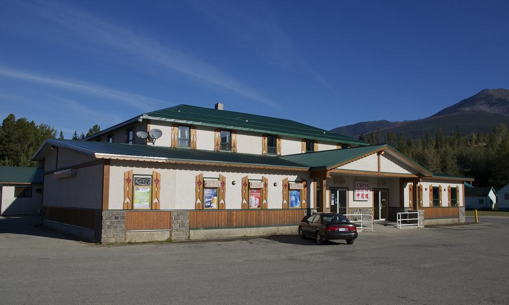 Valemount Hotel