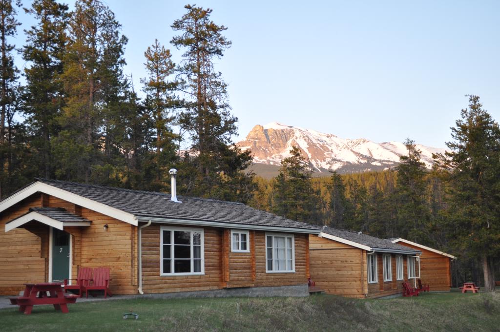 Jasper House Bungalows