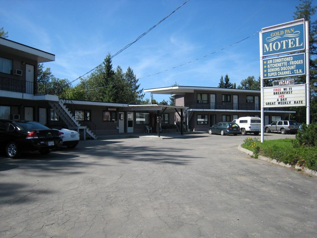 Gold Pan Motel