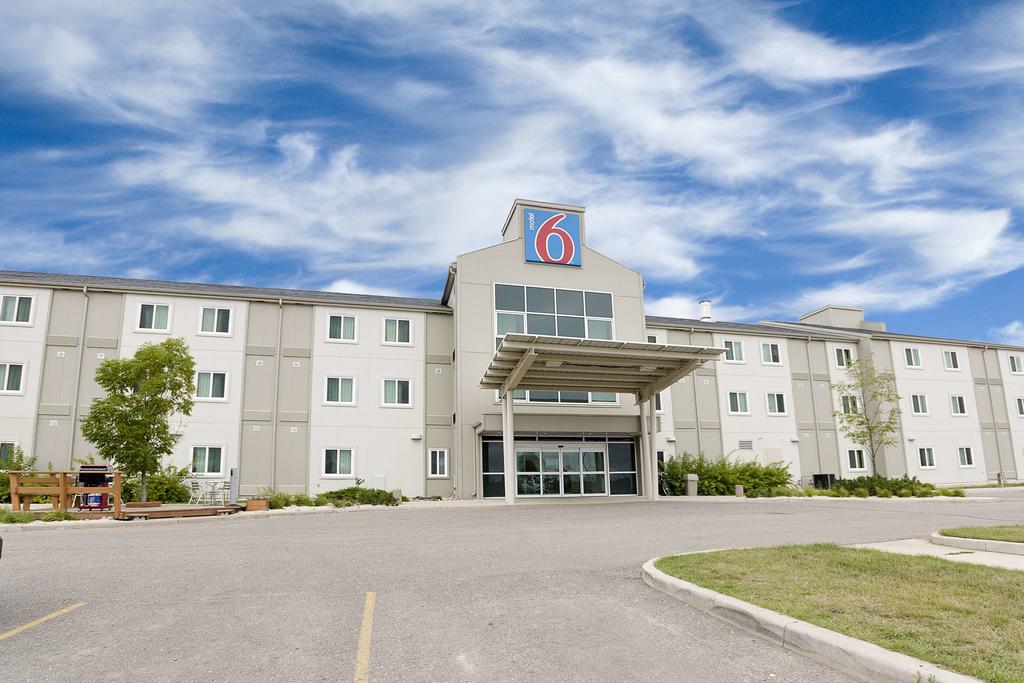 Motel 6 Brandon