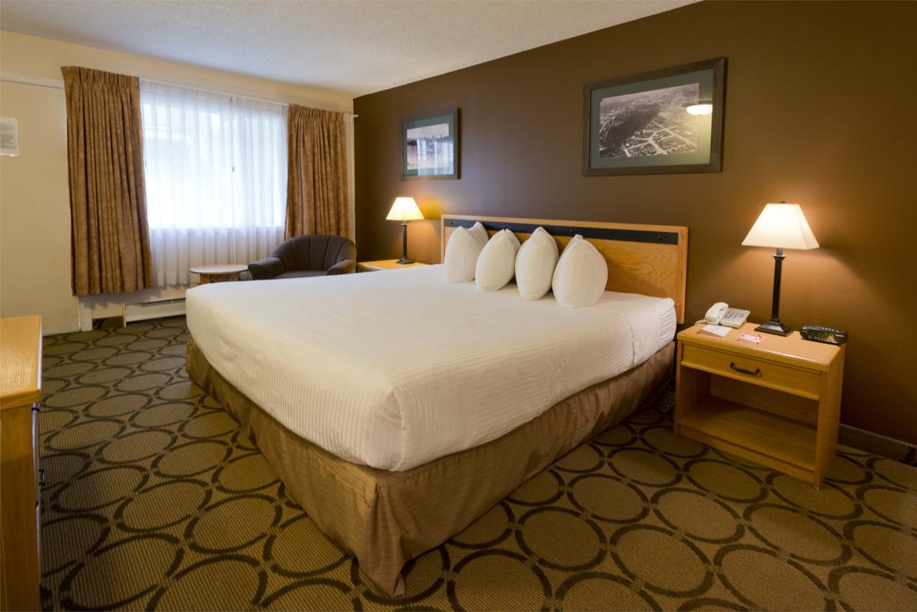 Riviera City Centre Inn - Downtown - Prince George