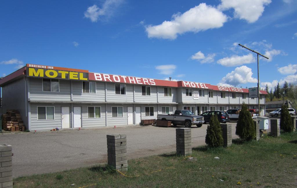 Brothers Inn Motel