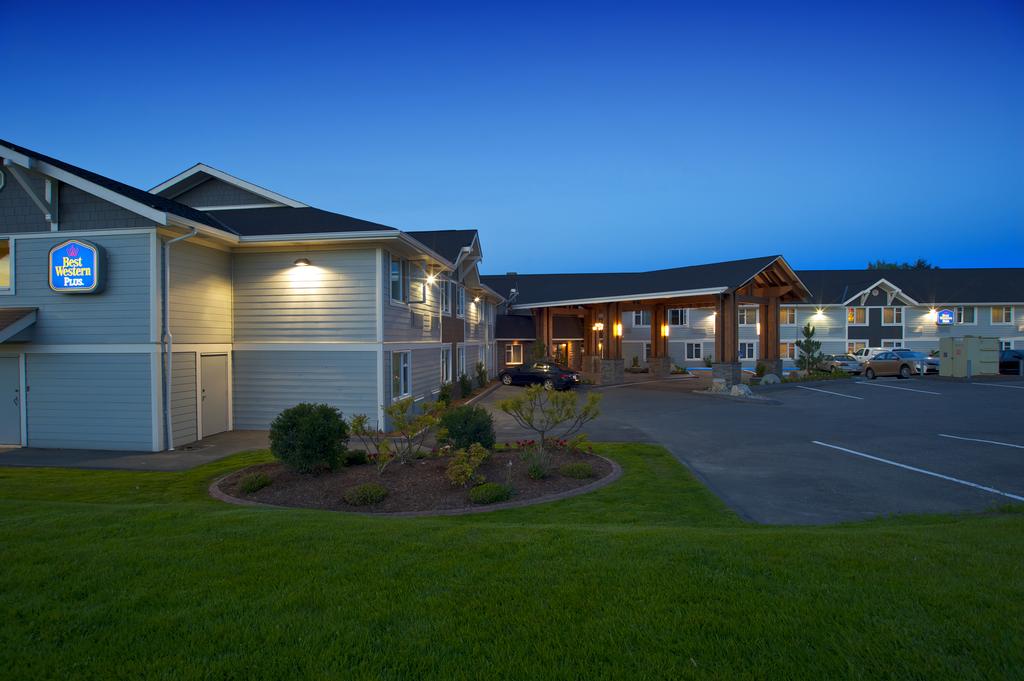 BEST WESTERN PLUS Country Meadows Inn