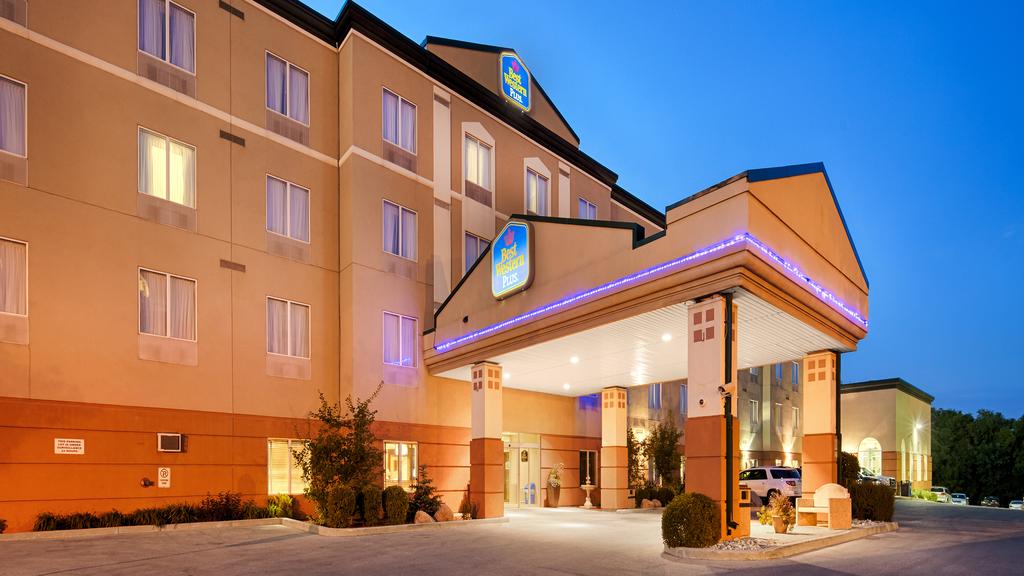 BEST WESTERN PLUS Pembina Inn And Suites