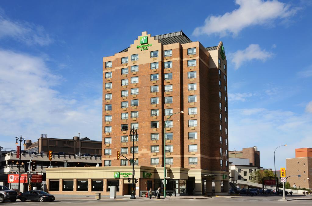 Holiday Inn Hotel Suites Downtown Winnipeg