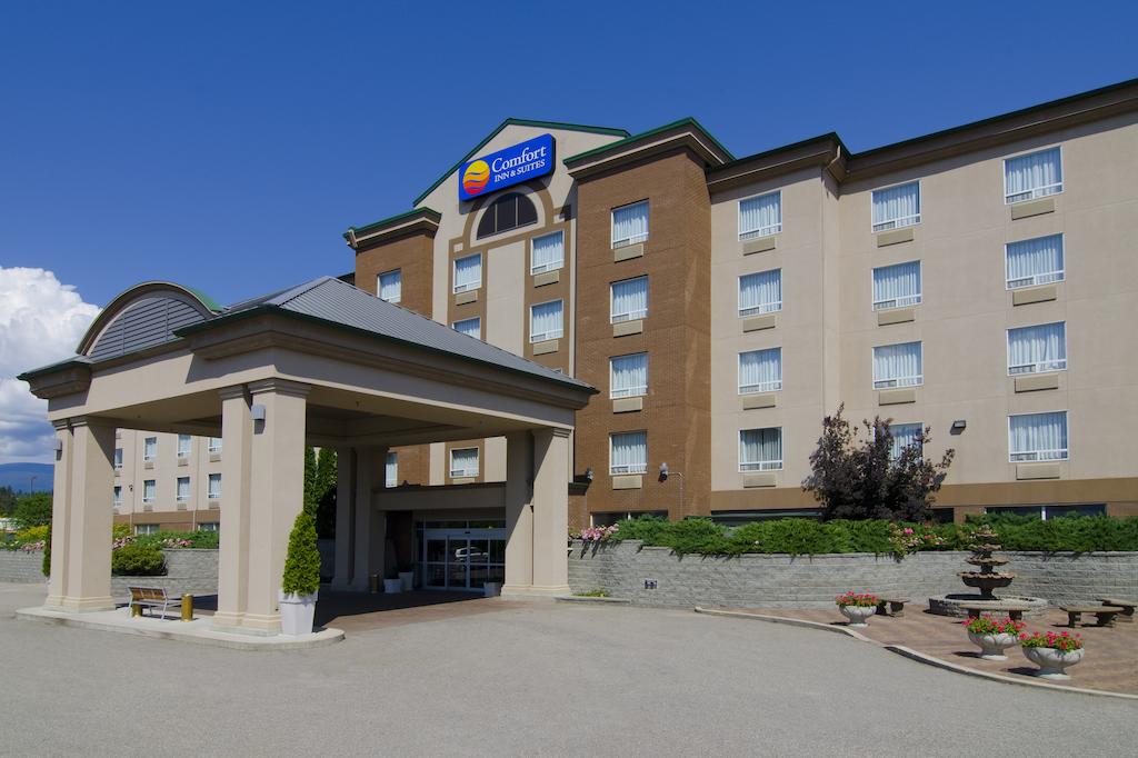 Comfort Inn and Suites Salmon Arm