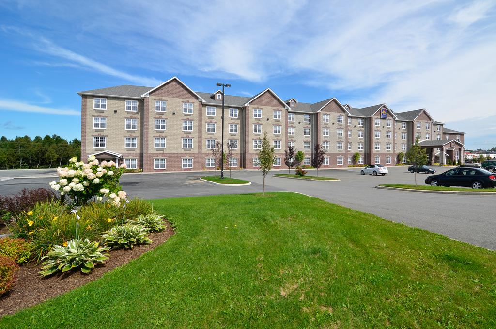 BEST WESTERN PLUS Fredericton Hotel and Suites