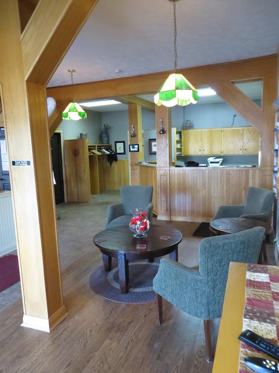 Silverwood Inn and Suites