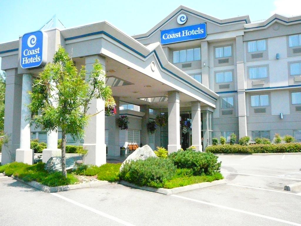 Coast Abbotsford Hotel and Suites