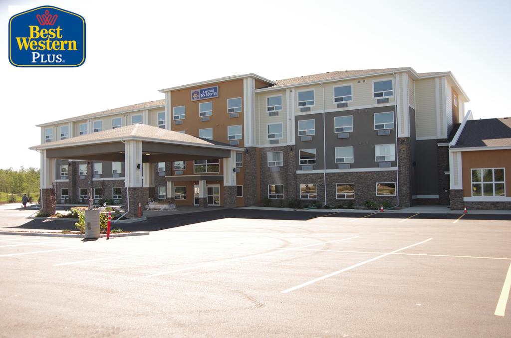 BEST WESTERN PLUS Lacombe Inn and Suites