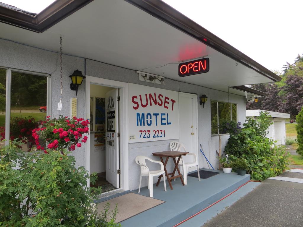 Sunset Motel