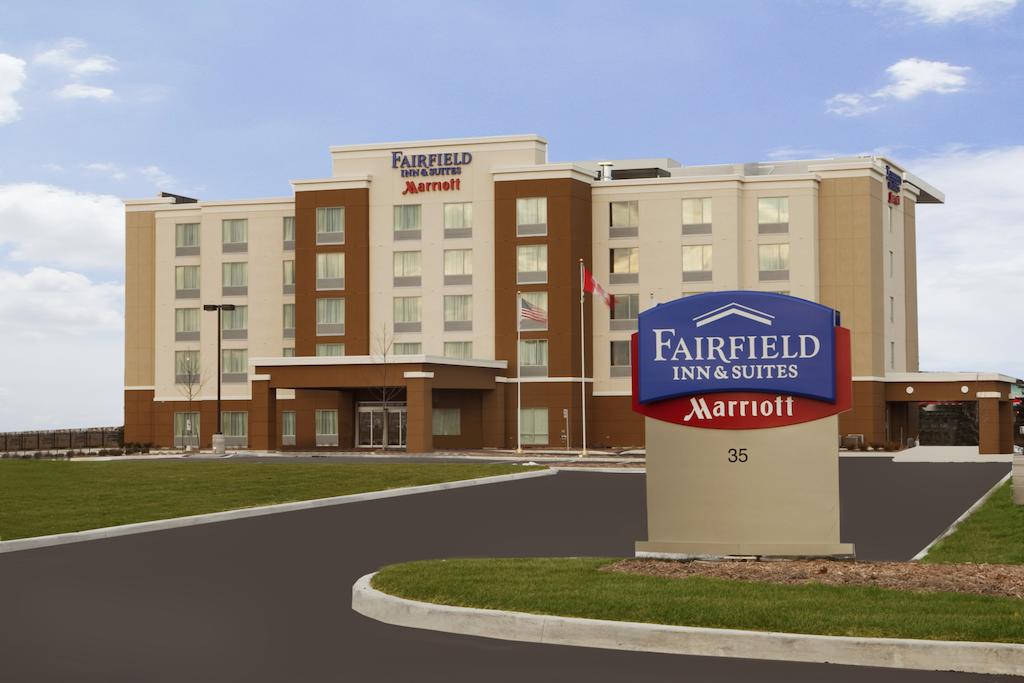 Fairfield Inn and Suites Toronto Mississauga