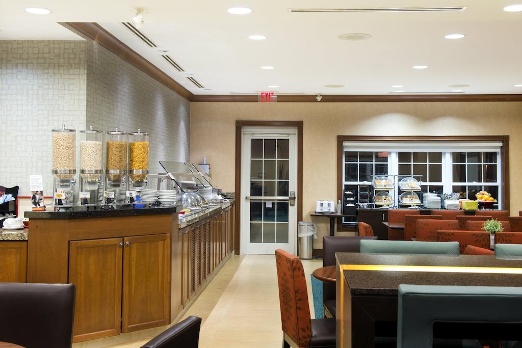 Residence Inn Mississauga-Airport Corporate Centre West