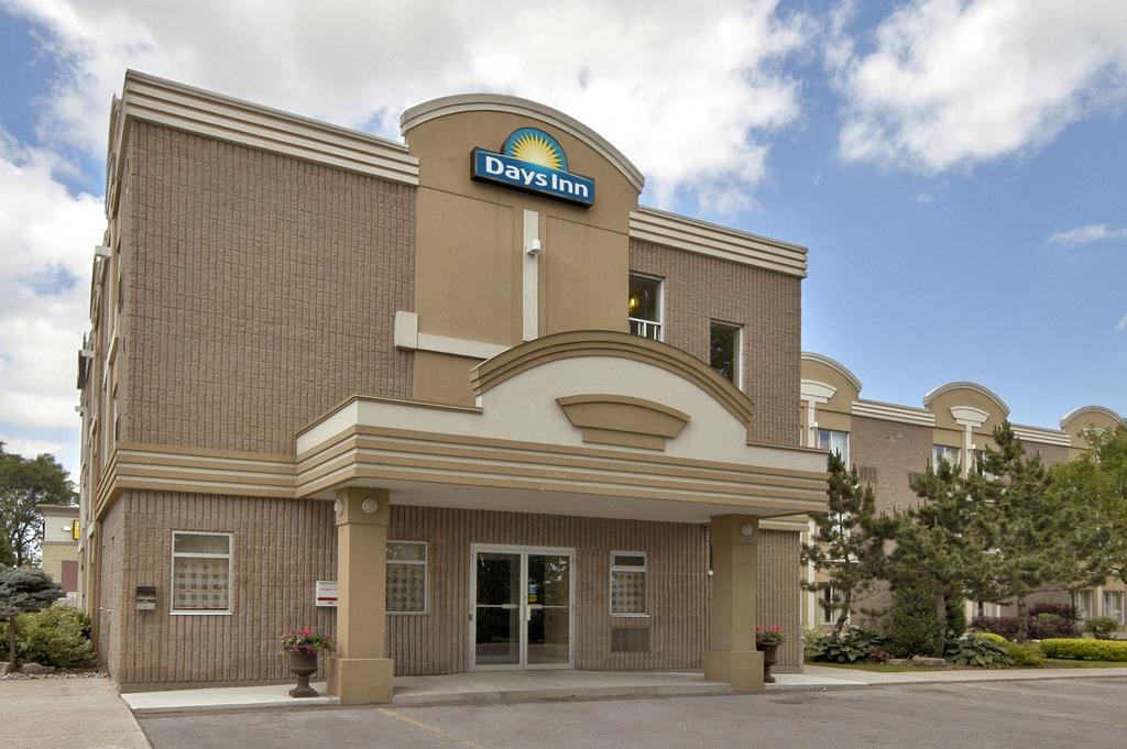 Days Inn Toronto Mississauga