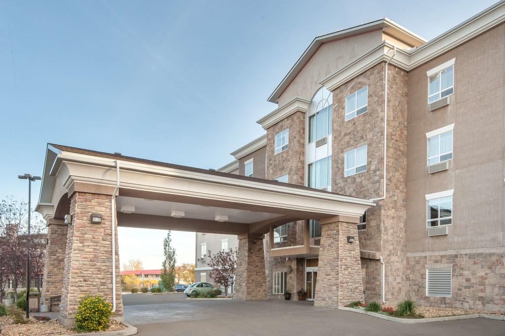 Ramada Drumheller Hotel and Suites