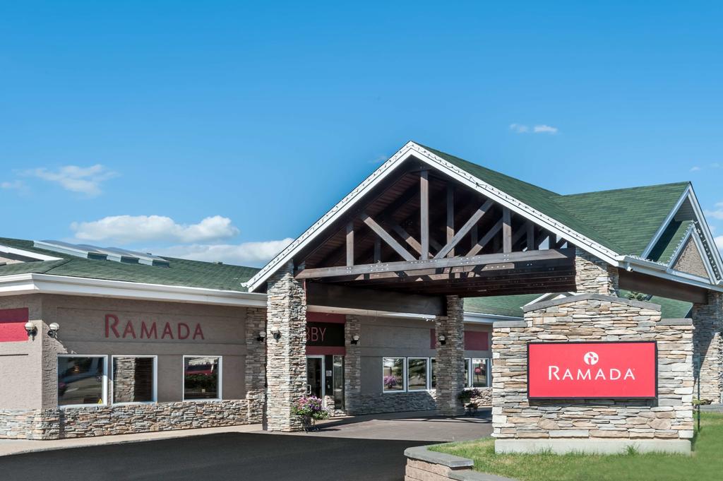 Ramada Stony Plain Hotel and Suites