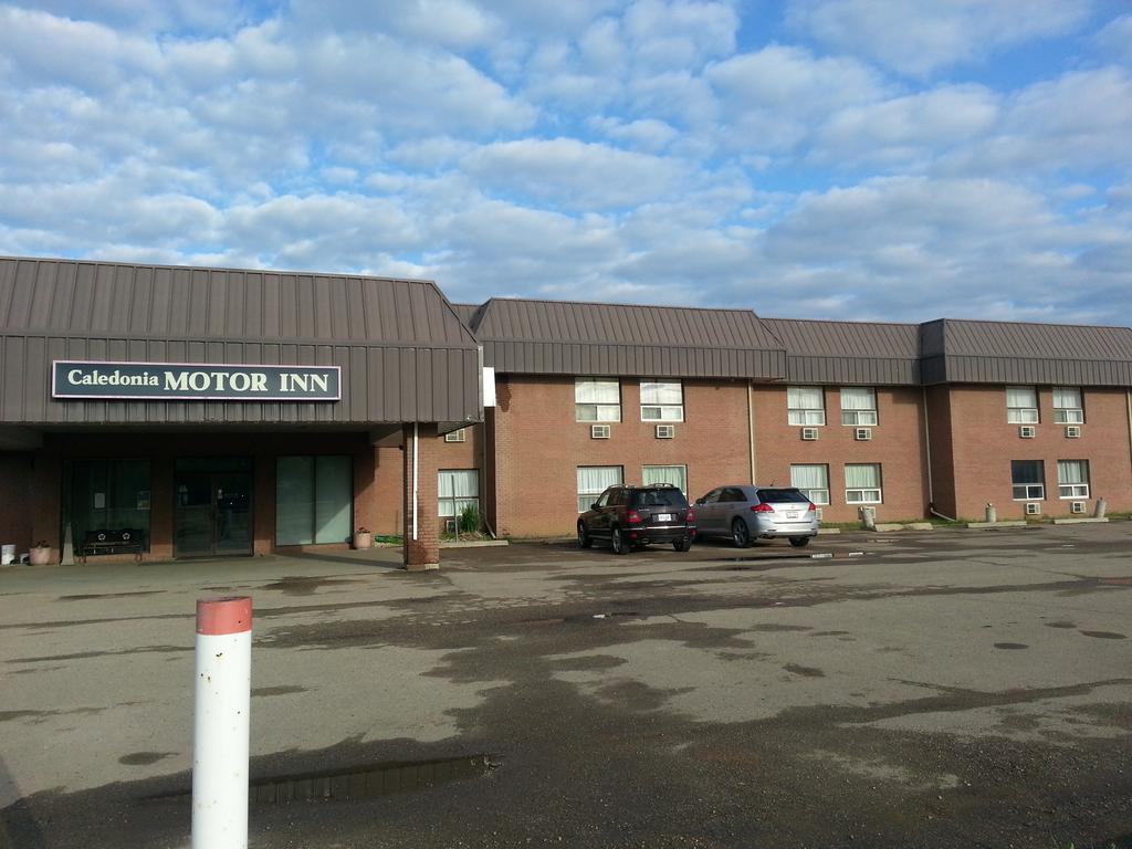 Caledonia Motor Inn