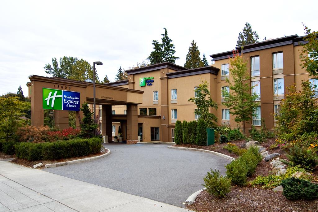 Holiday Inn Exp Stes Surrey