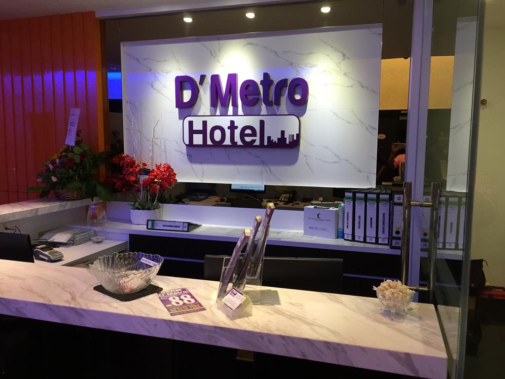 DMetro Hotel