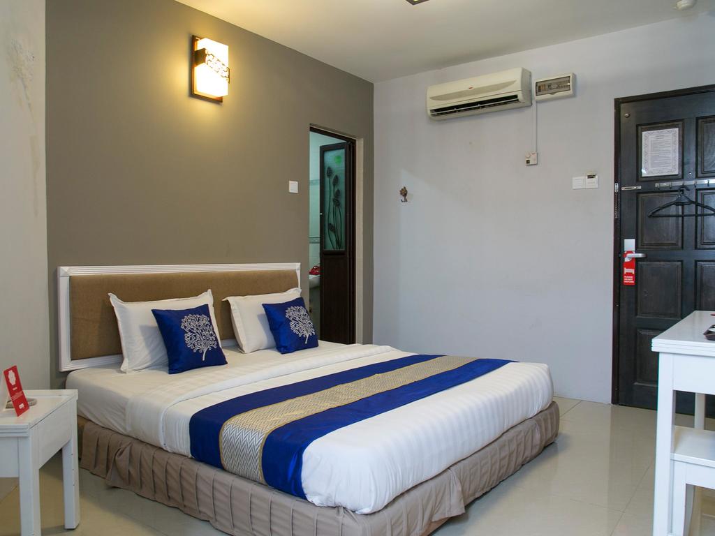 OYO Rooms Bandar Manjalara