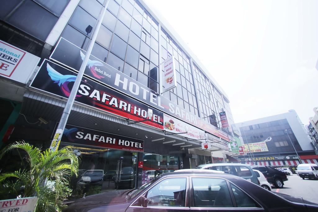 Safari Hotel