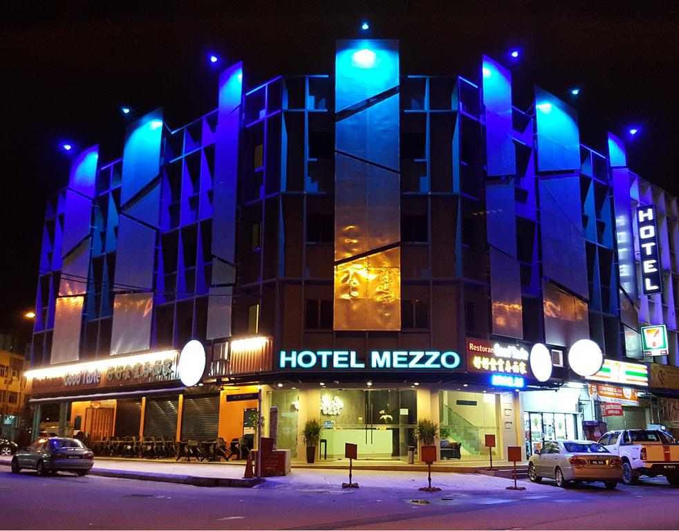 Hotel Mezzo