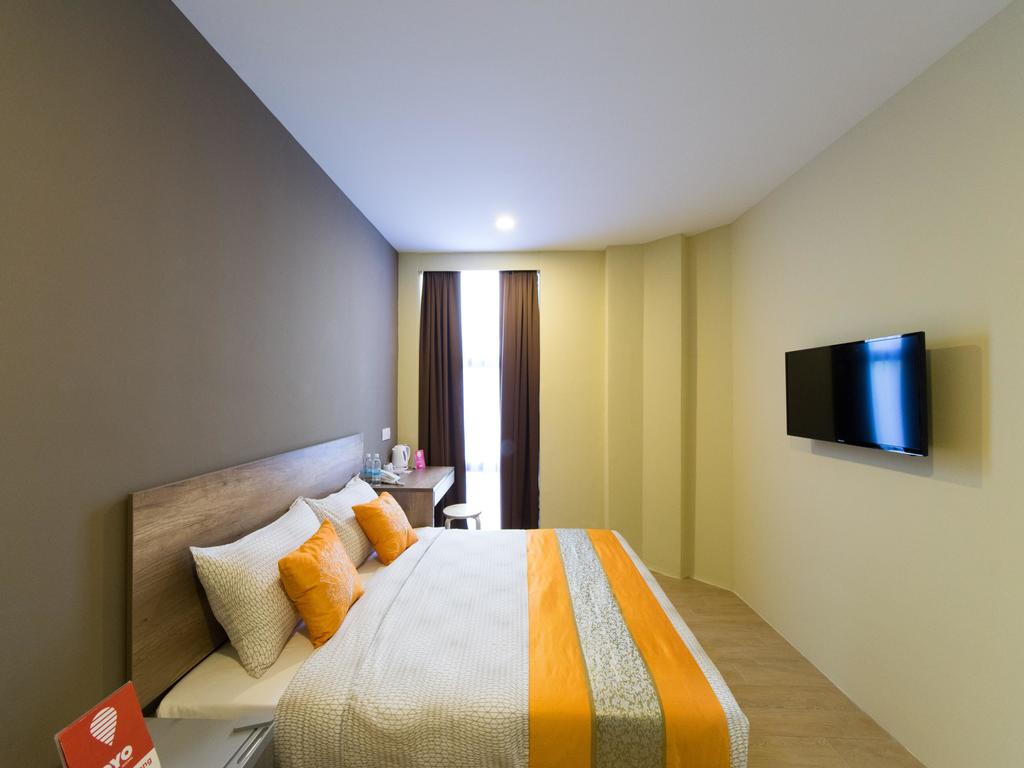 OYO Rooms Kota Damansara Giza