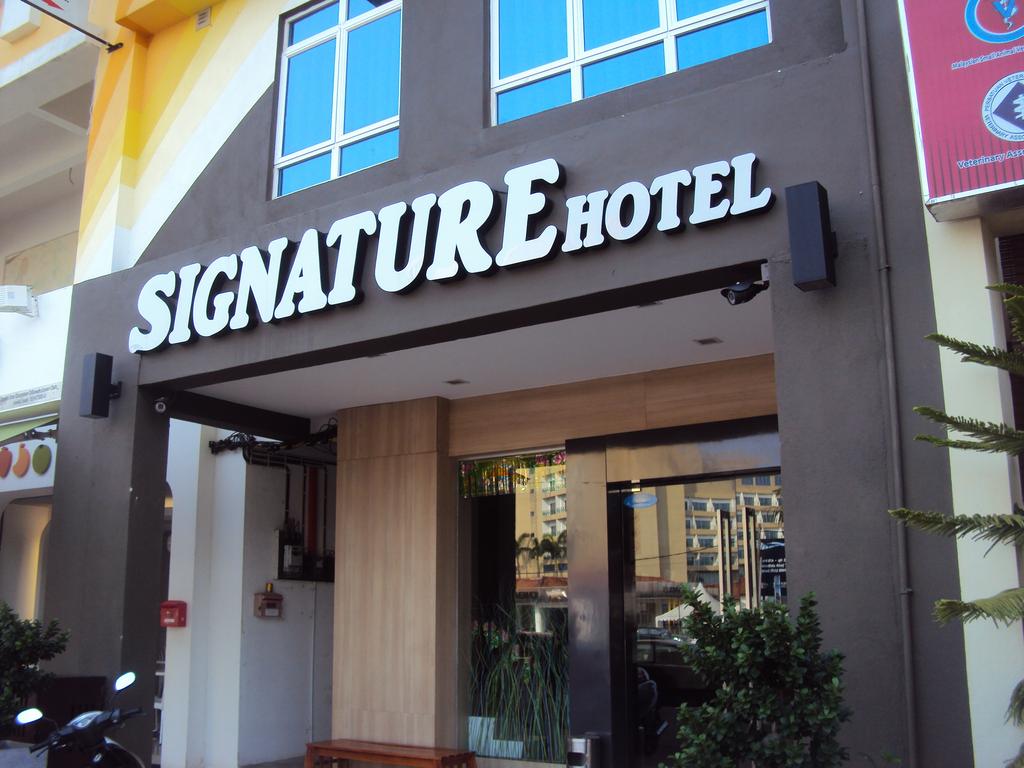 Signature Hotel