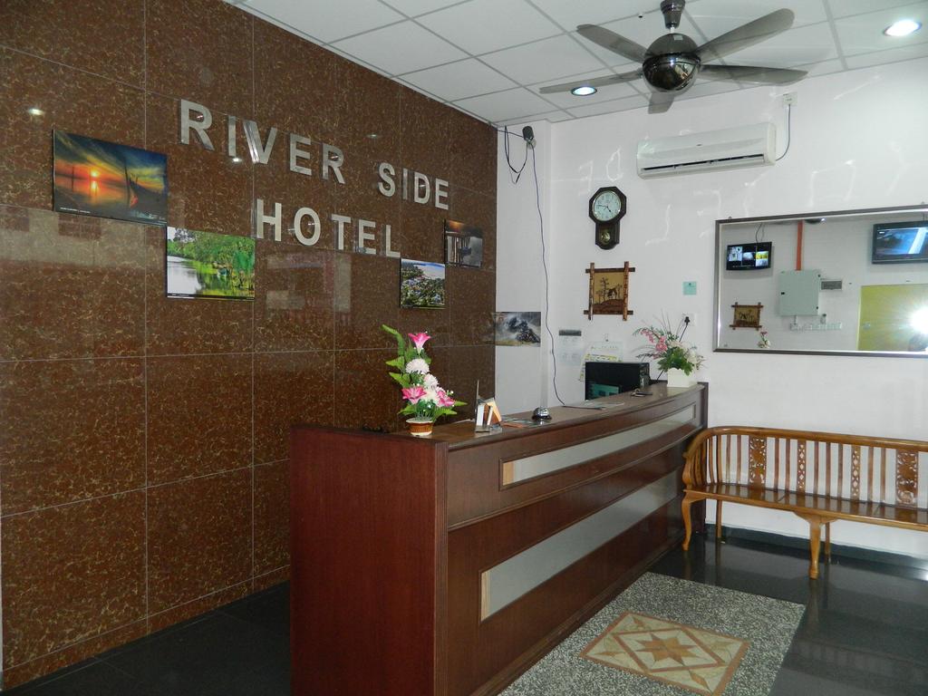 River Side Hotel