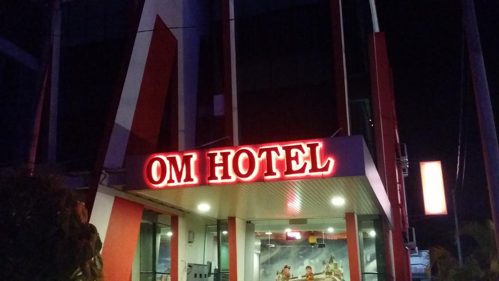 Om Hotel