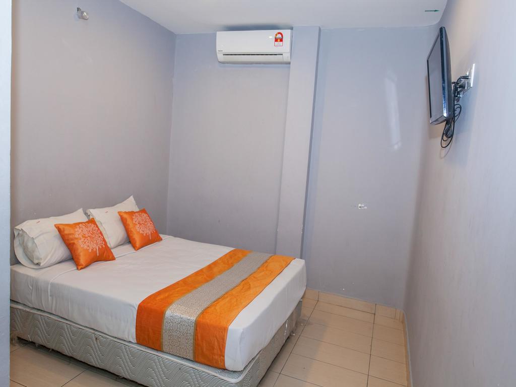 OYO Rooms Center Point Mall