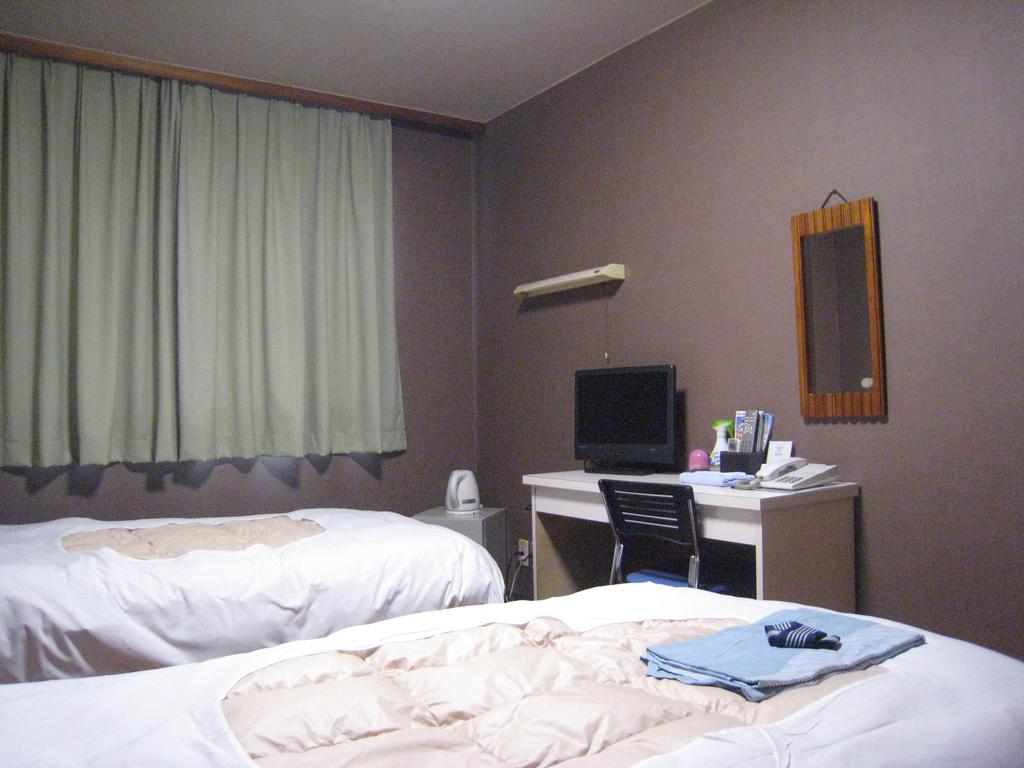 Business Hotel Shinsuma