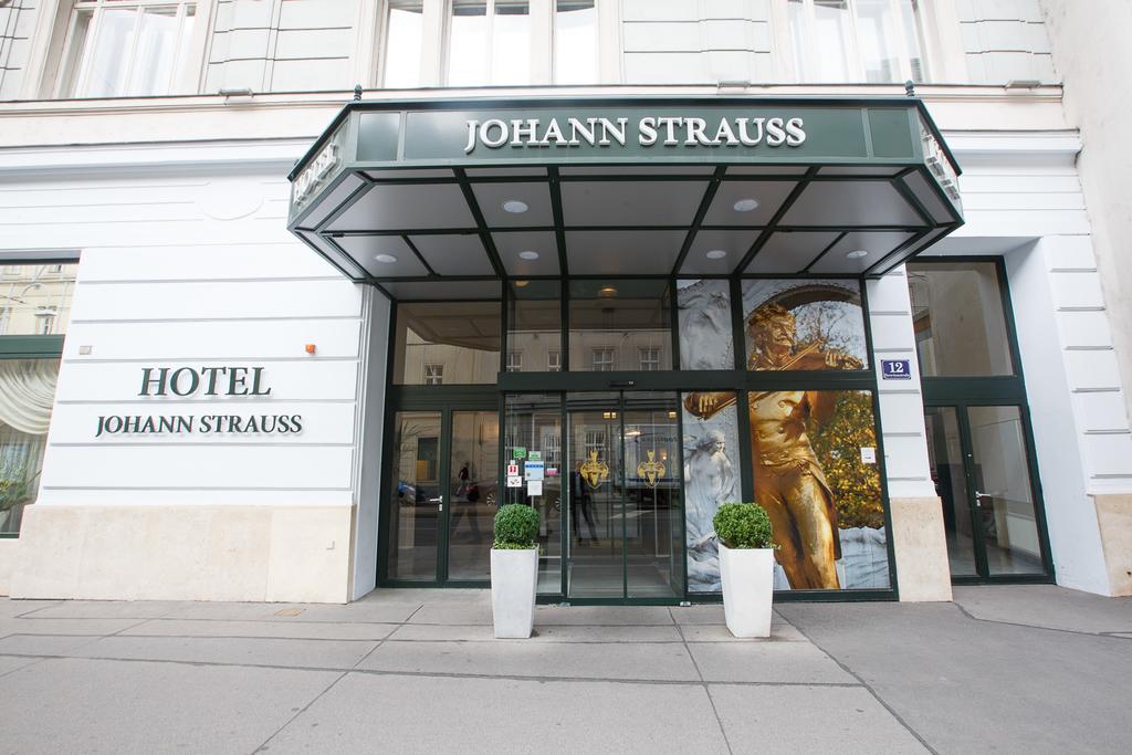 Johann Strauss