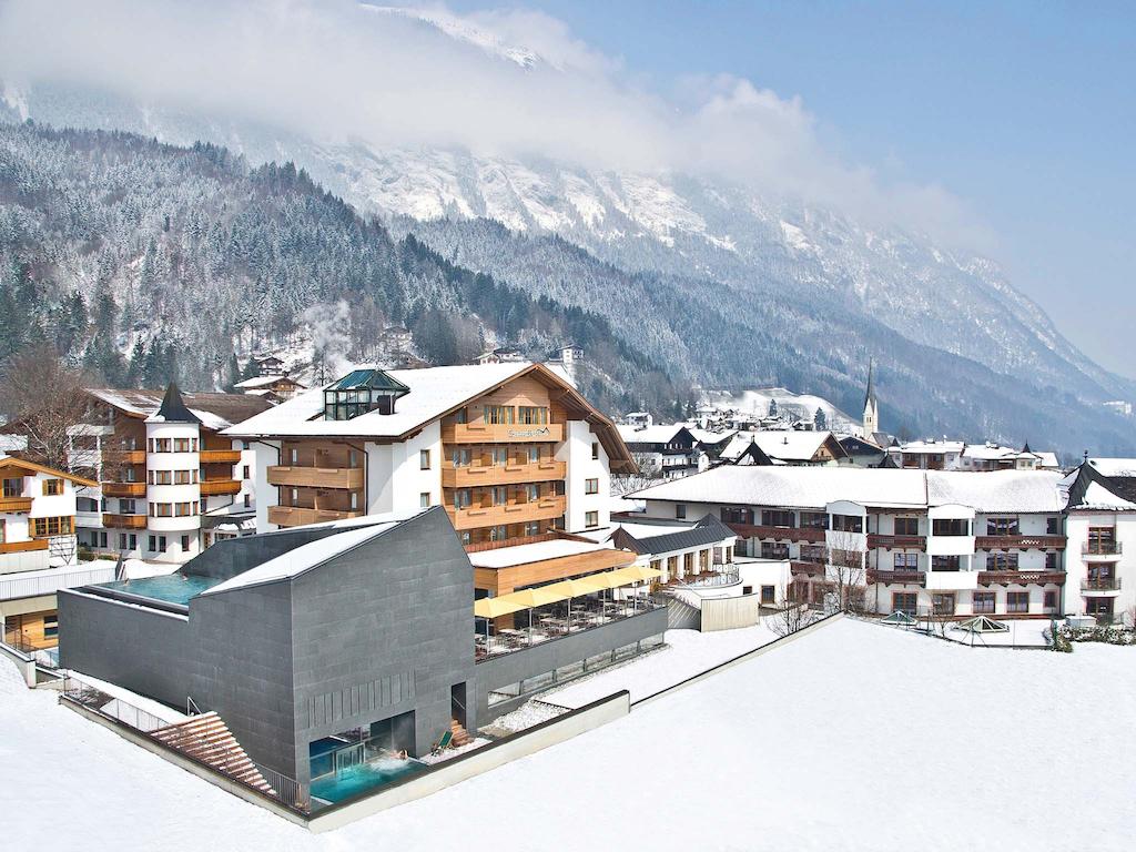 Alpen-Wellnesshotel Schwarzbrunn in Tirol