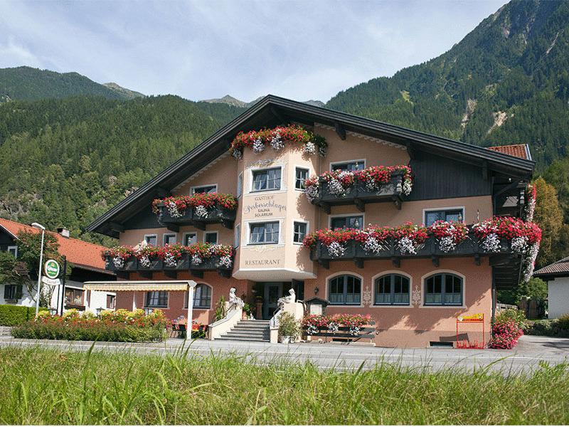 Gasthof and Hotel Perberschlager