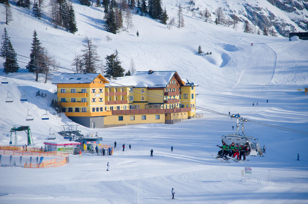 Familienhotel  Alpengasthof Hierzegger