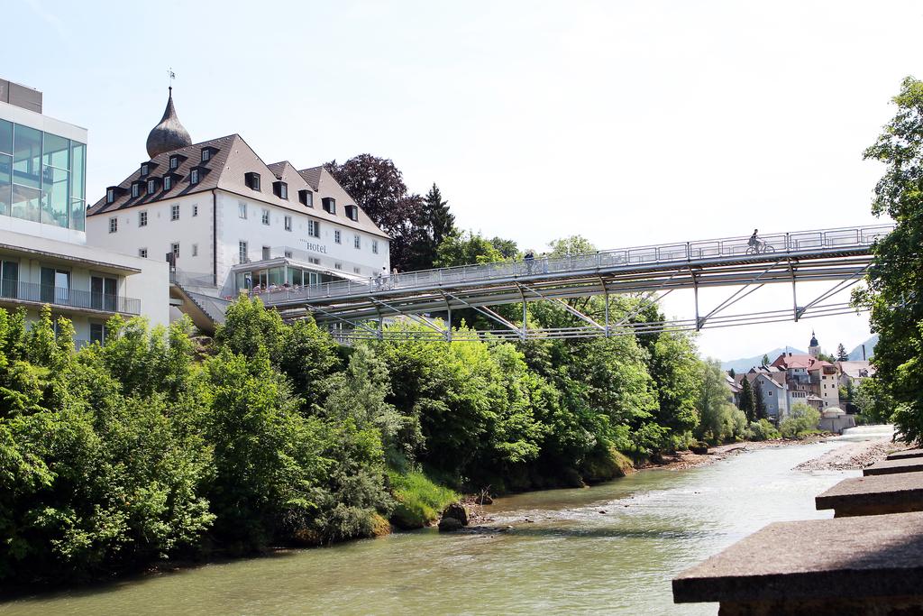 Das Schloss an der Eisenstrasse