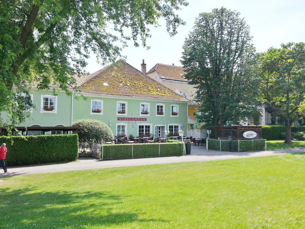 Nibelungenhof