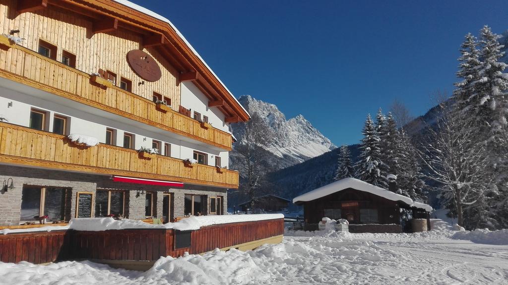 Naturhotel Family Alm Tirol