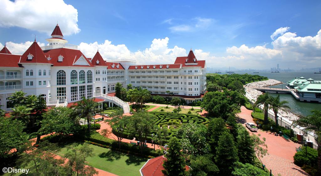 Hong Kong Disneyland Hotel - Free WiFi