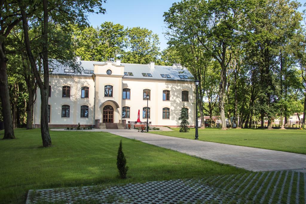 Modlin Palace