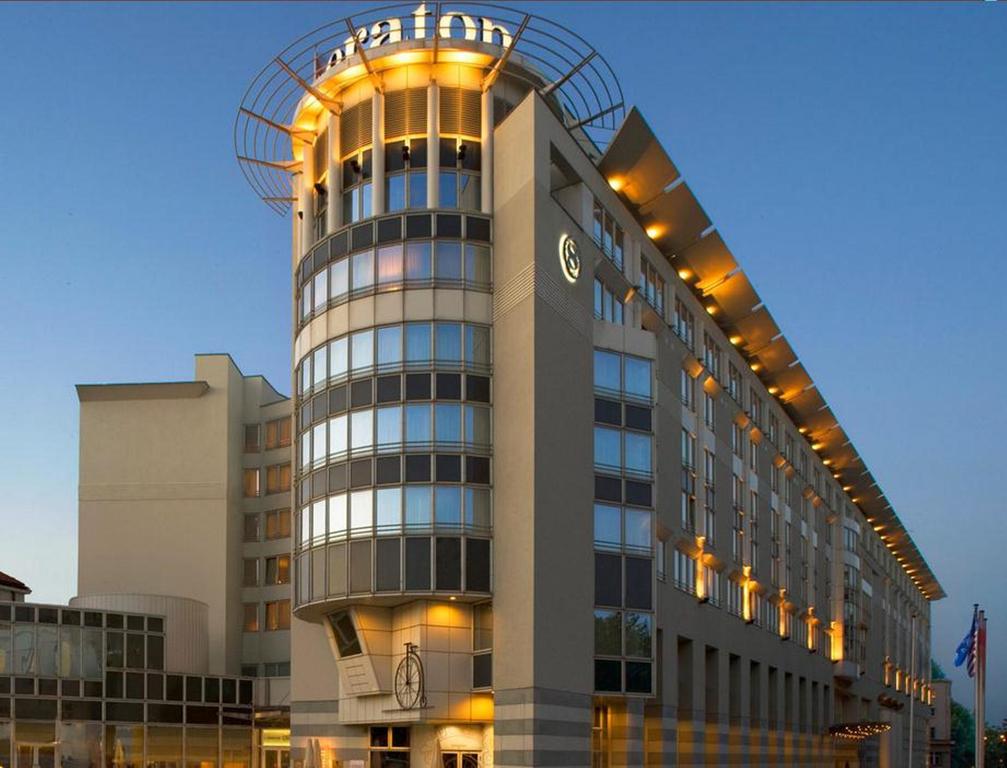 Sheraton Warsaw Hotel