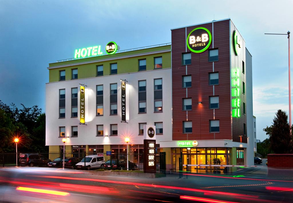 B&B Hotel Warszawa-Okęcie