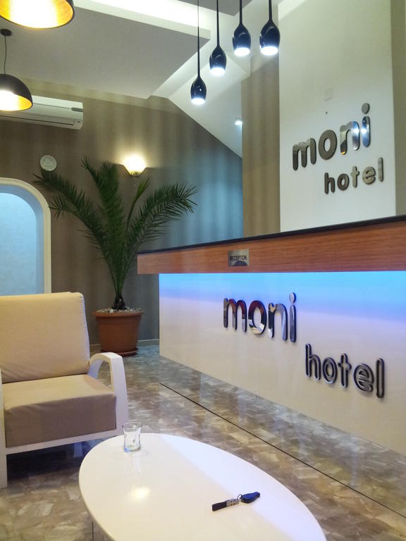 Moni Hotel